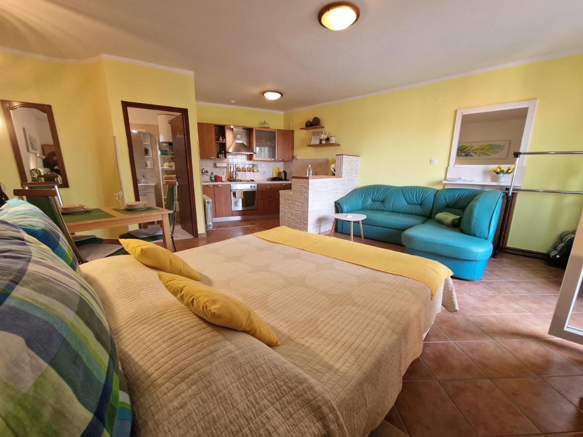 Apartments Rina Rovinj Exterior foto